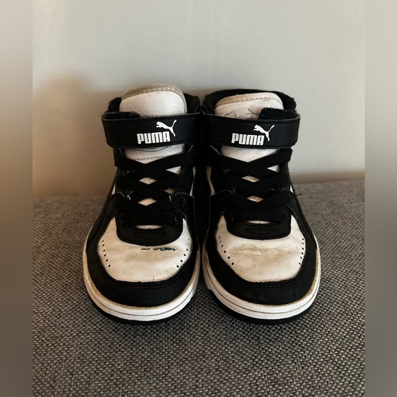 Puma black and white classic high tops - Picture 2 of 6